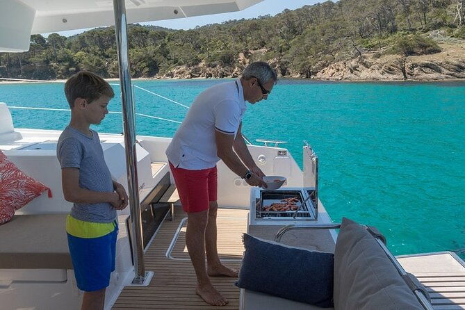 private-5-hour-cruise-on-brand-new-luxury-catamaran-in-mykonos-max-19-guests