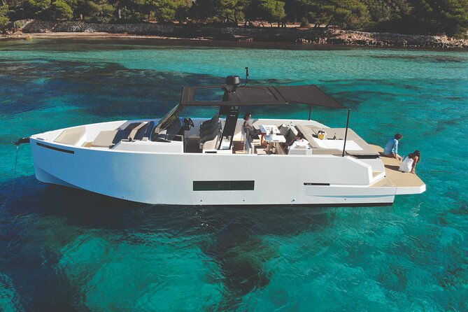 private-5-hour-cruise-on-brand-new-luxury-yacht-in-mykonos-para-voce