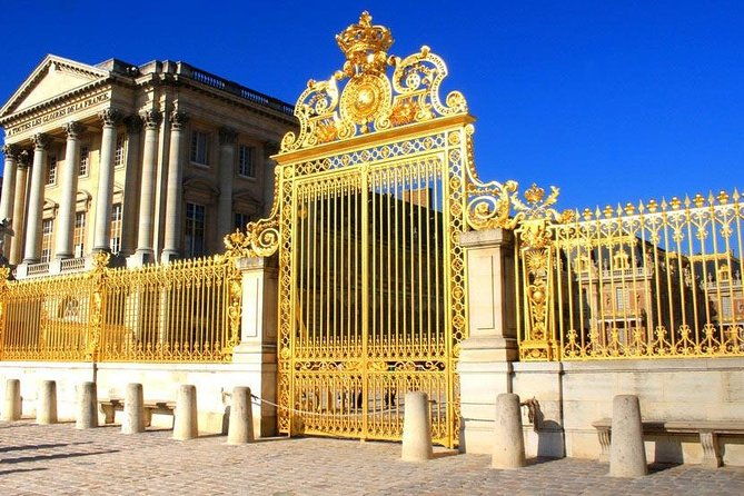 private-5-hour-round-transfer-to-versailles-from-paris-best-offer