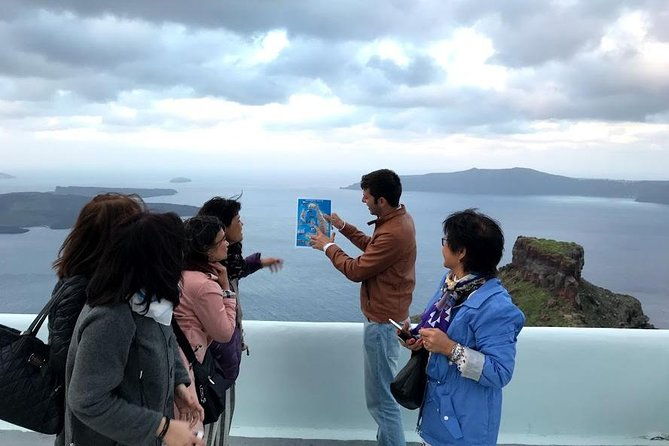 private-5-hours-highlights-tour-by-native-guide-with-wine-tasting