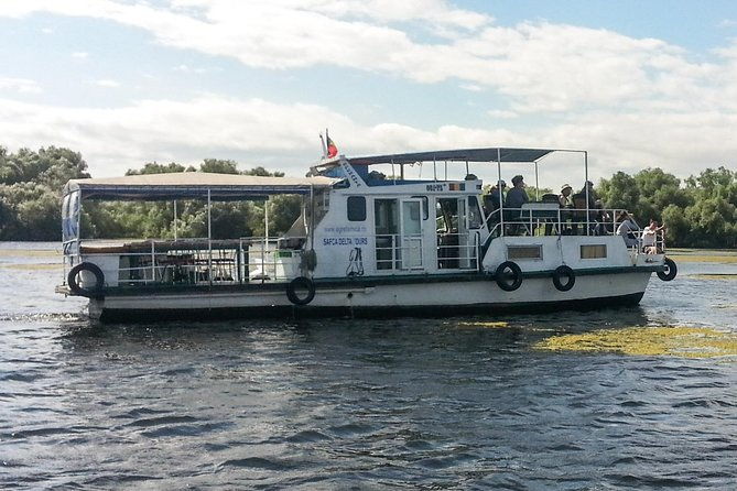 private-6-7h-classic-boat-tour