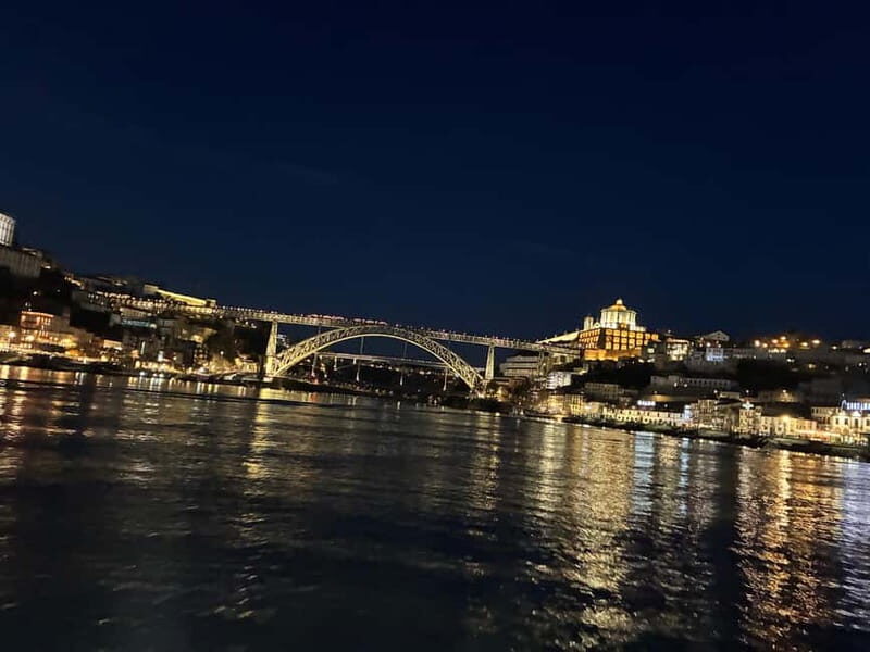 Private 6 Bridges Cruise in Porto with Optional Sunset - FAQs