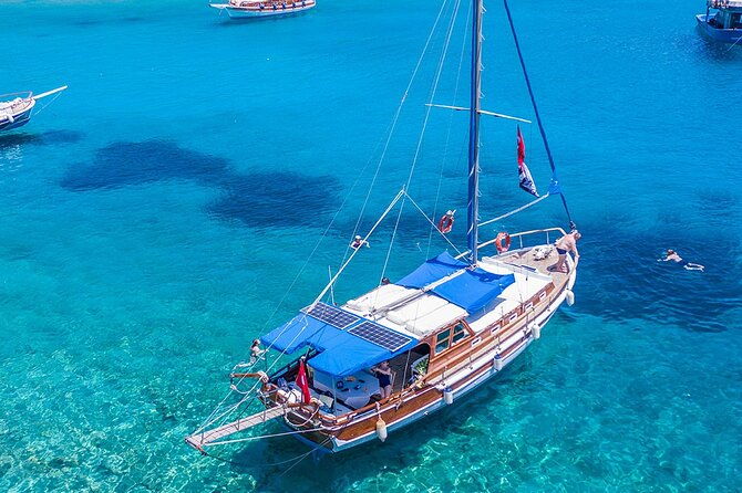 private-6-hour-boat-tour-with-lunch-in-bodrum-bays