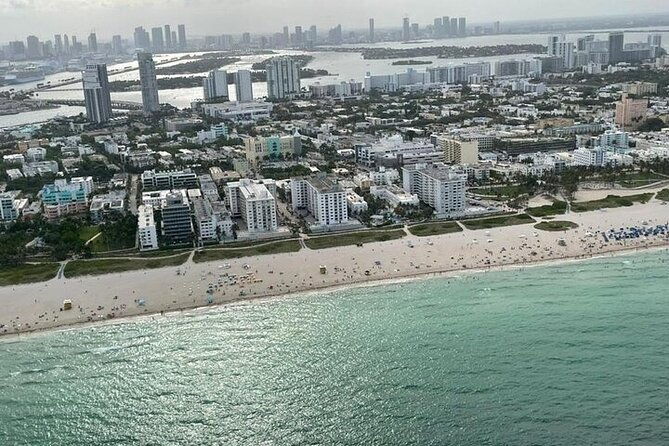 private-60-minute-romantic-air-tour-with-champagne-in-miami
