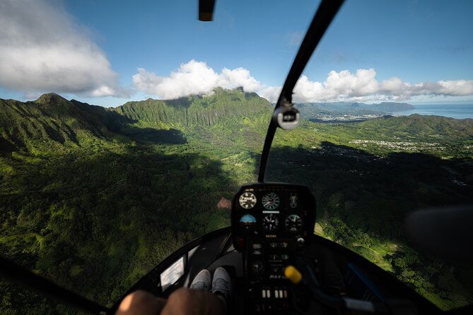private-60-minutes-helicopter-tour-in-honolulu