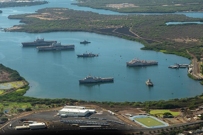 private-60-minutes-helicopter-tour-in-honolulu