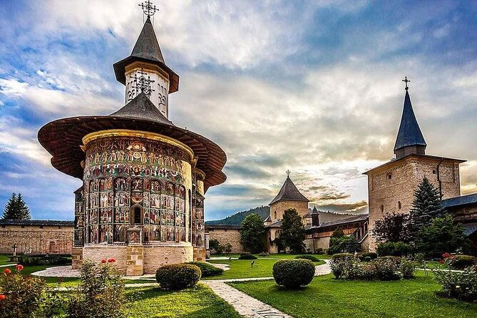 private-7-day-tour-in-transylvania-maramures-and-bucovina-from-bucharest