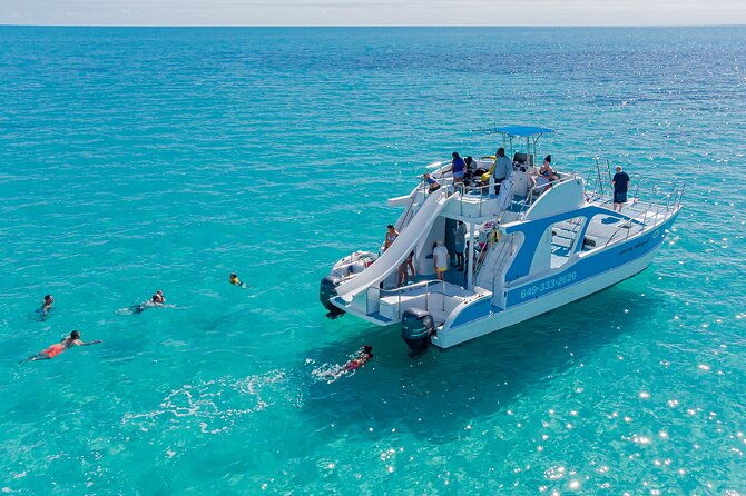 private-7-hour-catamaran-tour-in-turks-and-caicos