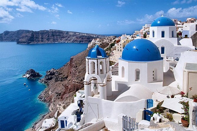 private-8h-tour-on-santorini