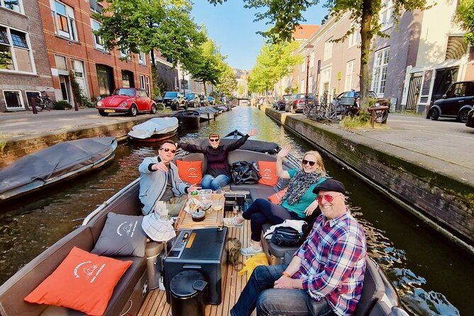 private-90-minute-amsterdam-canal-belt-exploration-cruise