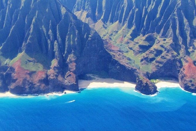 private-90-minute-kauai-and-forbidden-island-airplane-tour