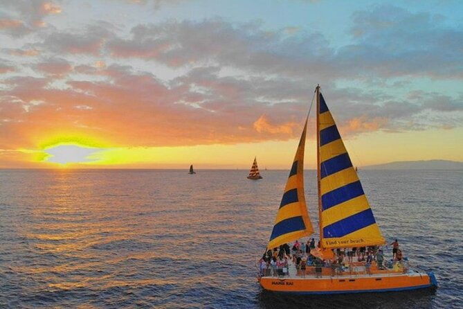 private-90-minute-sunset-sail-charter-kewalo-harbor