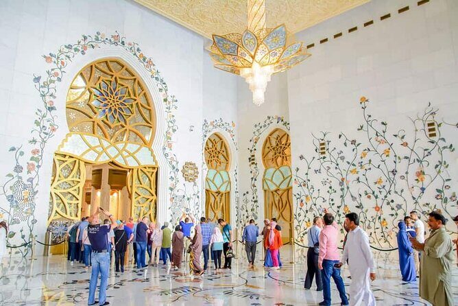 Private Abu Dhabi City Tour From Dubai With Guide - Key Points
