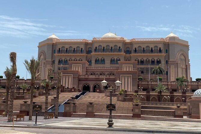 Private Abu Dhabi City Tour with Emirates Palace, Grand Mosque - An In-Depth Look at the Abu Dhabi Private Tour