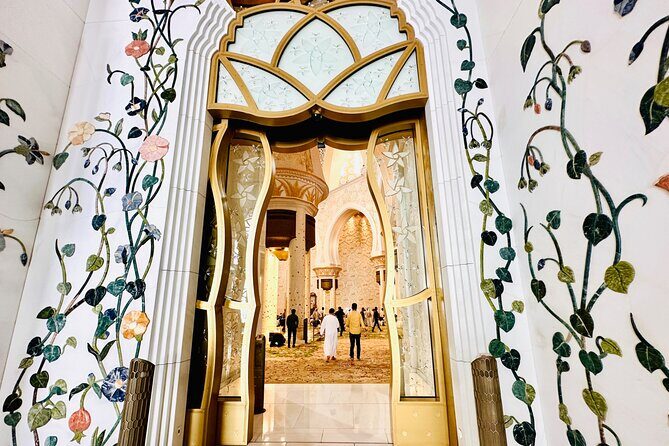 (Private) Abu Dhabi Sightseeing Tour from Dubai - Introduction to the Abu Dhabi Experience