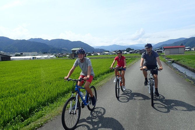 private-afternoon-cycling-tour-in-hida-furukawa