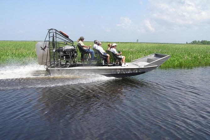 private-airboat-ride-and-plantations-tour-with-gourmet-lunch-from-new-orleans