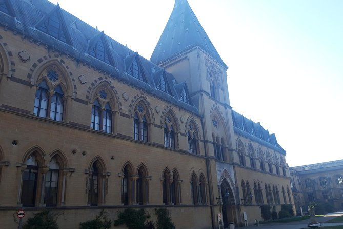 private-airport-arrival-or-departure-transfer-heathrow-airport-to-or-from-oxford