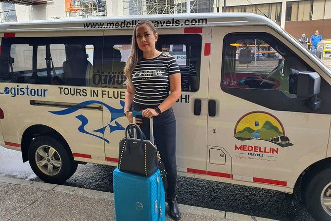 private-airport-pickup-service-in-medellin-for-you-and-your-group