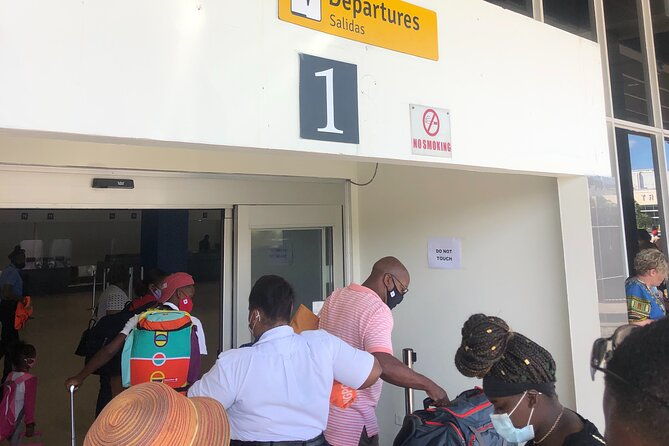 private-airport-round-trip-transfer-from-mbj-airport-to-hotel-in-montego-bay