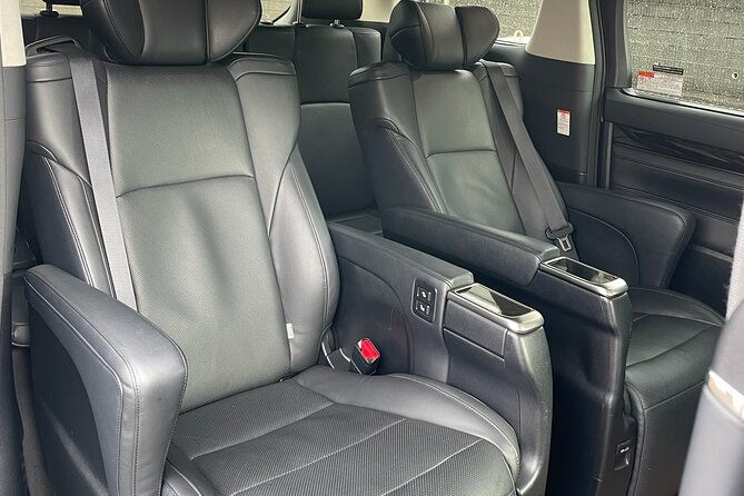 private-airport-transfer-from-new-chitose-airportcts