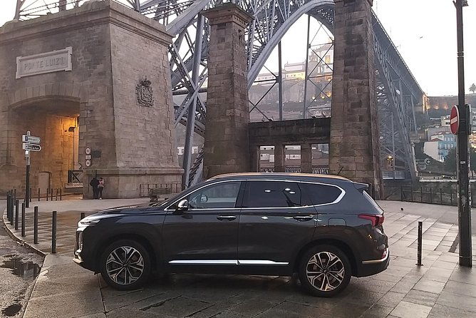 private-airport-transfer-from-the-airport-to-porto