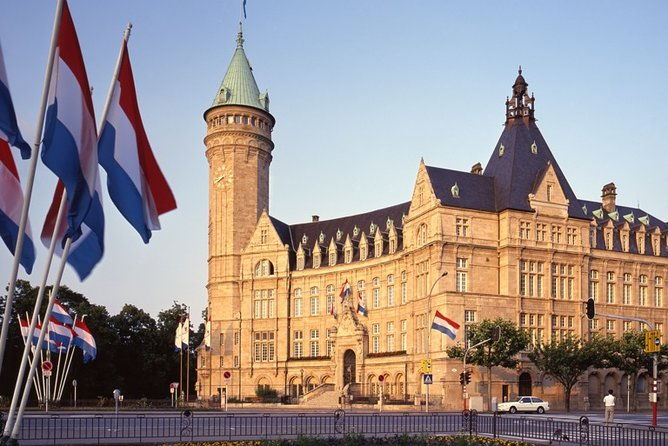 private-airport-transfer-from-the-airport-to-the-city-of-luxembourg
