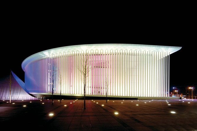 private-airport-transfer-from-the-airport-to-the-city-of-luxembourg