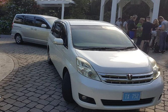 private-airport-transfer-from-uvf-to-all-resorts-complimentary-beers-water