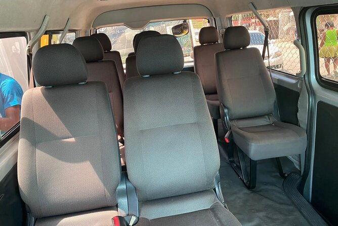 private-airport-transfer-to-trelwany-hotels-in-jamaica