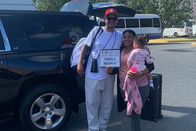 private-airport-transfer-vip-service-to-from-uvero-alto