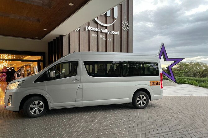 private-airport-transportation-to-planet-hollywood-hotel