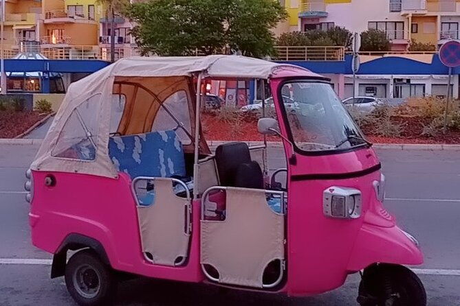 private-albufeira-tuk-tuk-guided-tour