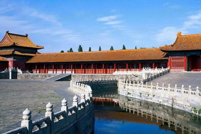 Private All-Inclusive Day Trip to Great Wall, Tian'anmen Square and Forbidden City - Authentic Chinese Lunch and Refreshments