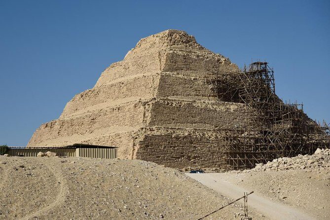 Private All inclusive tour Pyramids, Sphinx, Sakkara & Memphis - The Sum Up