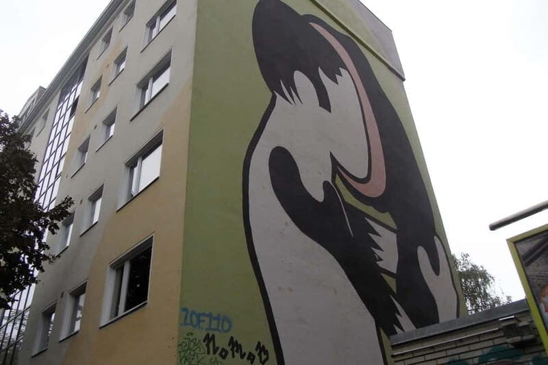 Private Alternative Berlin Tour -Murals, Graffiti and Squats - Key Points