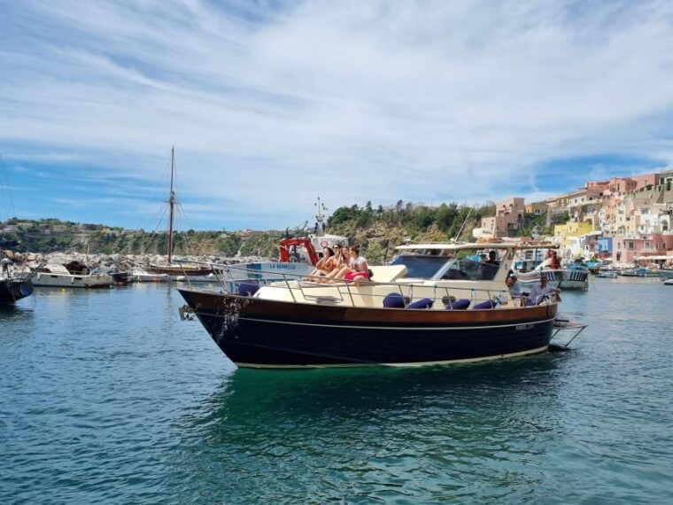 private-amalfi-coast-boat-tour-from-sorrento