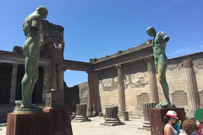 private-amalfi-coast-pompeii-day-tour