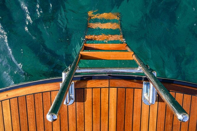 private-amalfi-coast-private-full-day-with-a-gozzo-apreamare-35ft