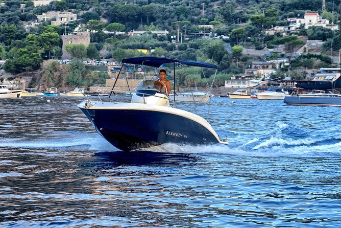 private-amalfi-coast-tour-on-speed-boat-max-4-people