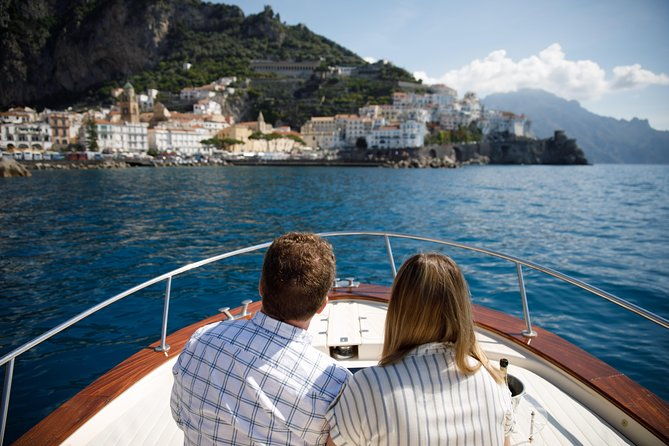 private-amalfi-coast-tour-with-sparviero-700-emerald