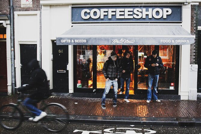 private-amsterdam-red-light-district-and-coffee-shop-tour-with-expert-guide