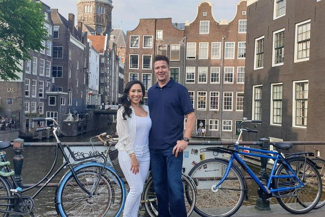 private-amsterdam-red-light-district-tour-with-food-tastings