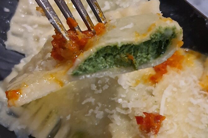 private-and-authentic-cooking-class-experience-with-family