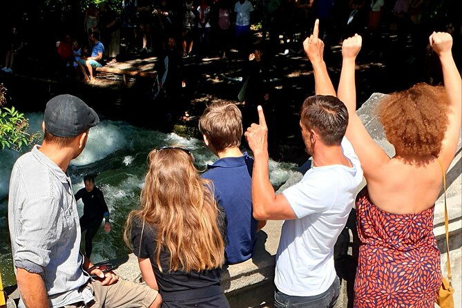 private-and-full-rickshaw-tour-in-the-english-garden