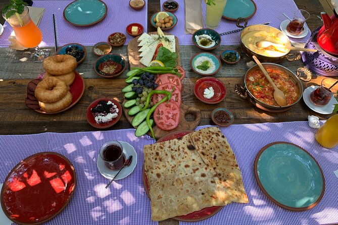 private-and-guided-food-and-culinary-tour-of-istanbul-2