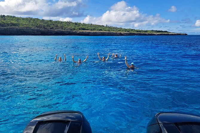private-and-luxury-2-stop-snorkel-in-bonaire-national-marine-park