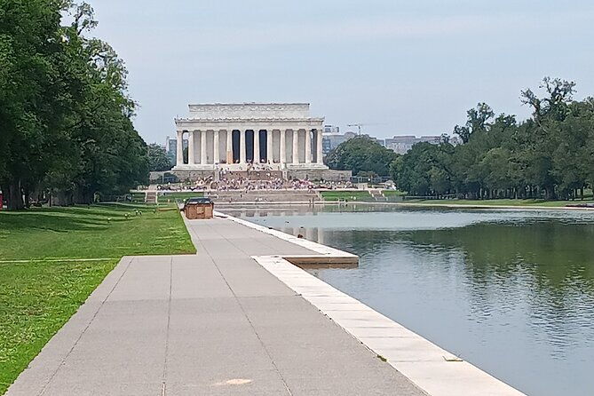 private-and-personalized-tour-of-washington-dc