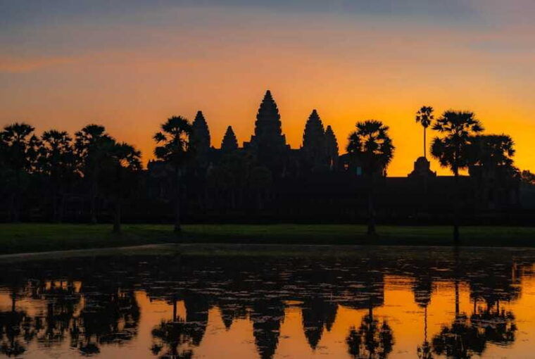 private-angkor-wat-sunrise-tour-with-breakfast