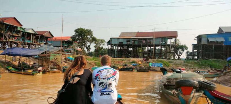 private-angkor-wat-sunrise-tours-and-sunset-floating-village